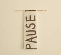 https://www.hyunjisung.com/files/gimgs/th-110_EditionPauseFaible004.jpg